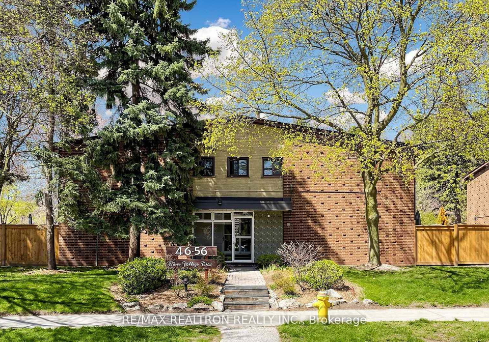 5three-valleys-drive-north-york-ontario-c13122910