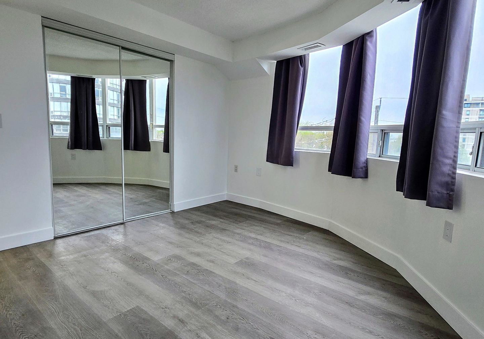 555-wilson-heights-boulevard-toronto-ontario-c13122912
