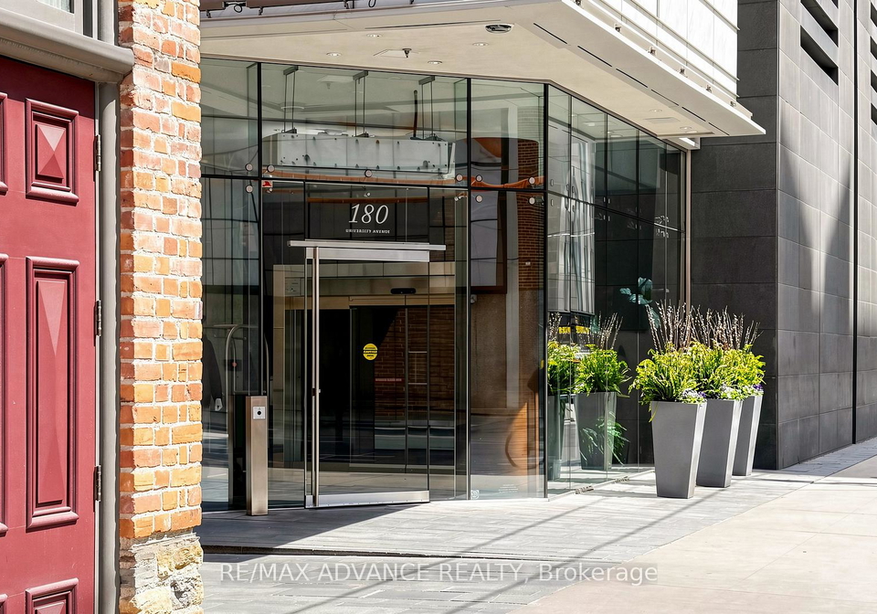 180-university-avenue-toronto-ontario-c13122918