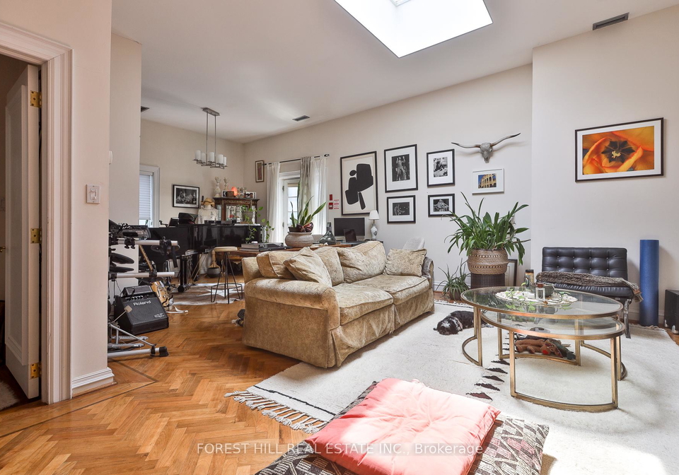40-hazelton-avenue-toronto-ontario-c13122956