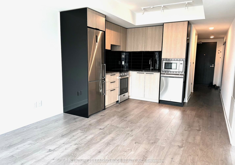 501-yonge-street-toronto-ontario-c13123138