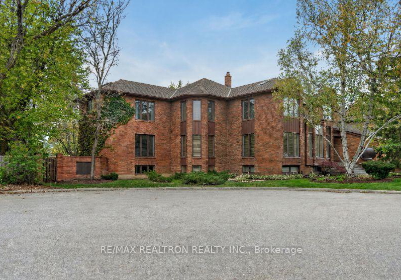 15-sunforest-court-toronto-ontario-c13123208