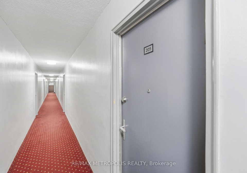 5877-bathurst-street-toronto-ontario-c13123674