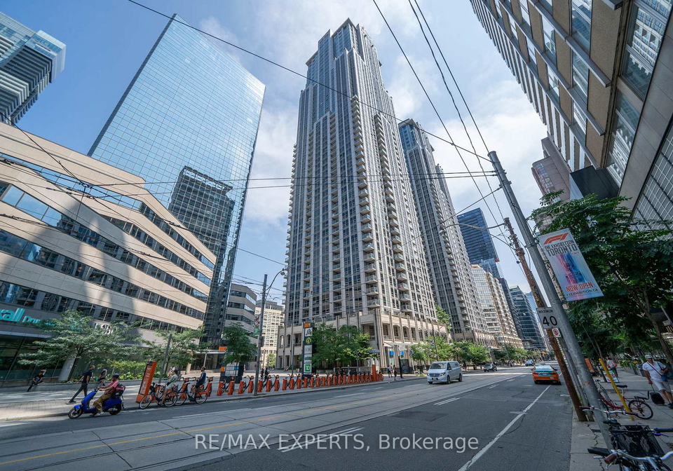 763-bay-street-toronto-ontario-c13123834