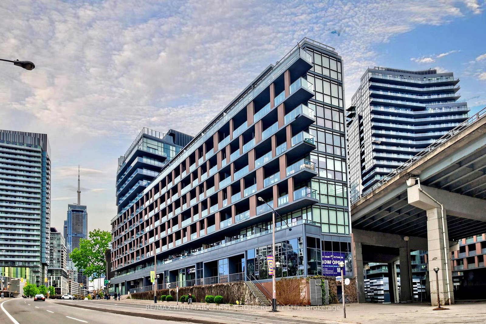 169-fort-york-boulevard-toronto-ontario-c13123862