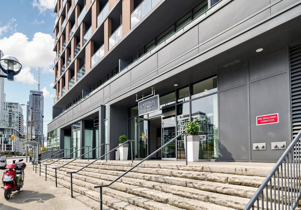 169-fort-york-boulevard-toronto-ontario-c13123862
