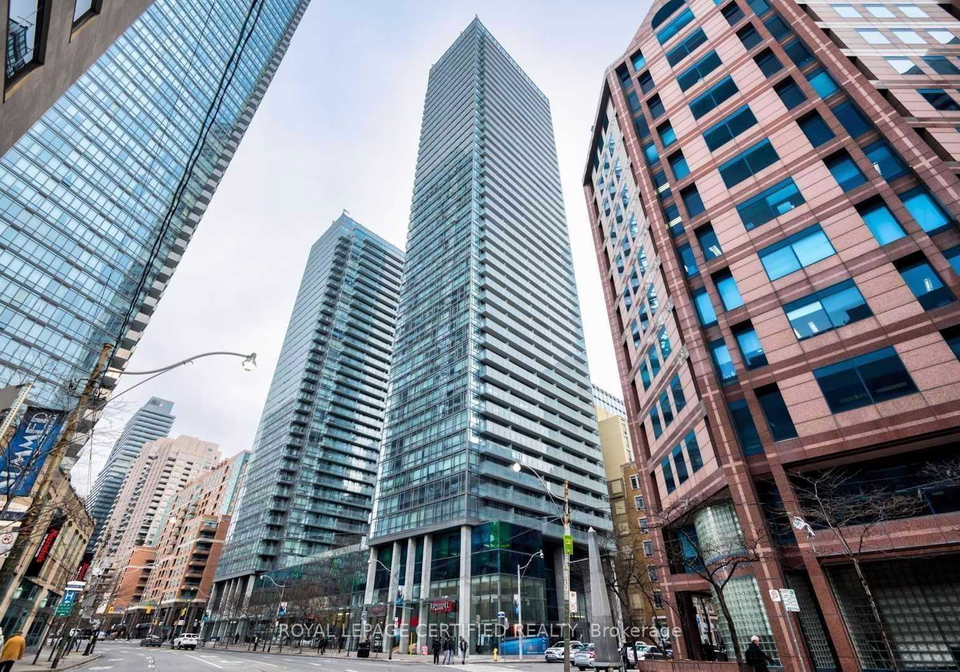 38-grenville-street-toronto-ontario-c13124002