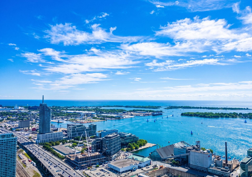 8-the-esplanade-avenue-toronto-ontario-c13124368