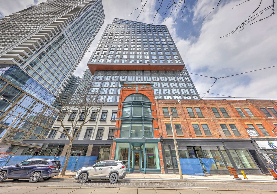 100-queen-street-e-toronto-ontario-c13124404