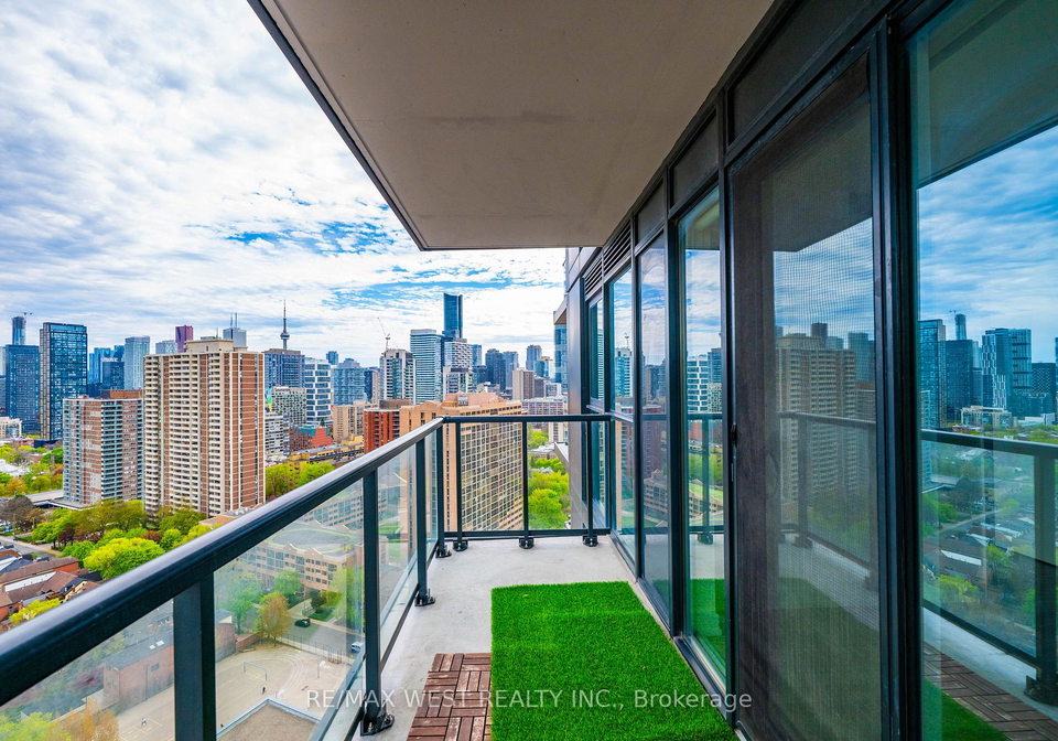 159-wellesley-street-e-toronto-ontario-c13124472
