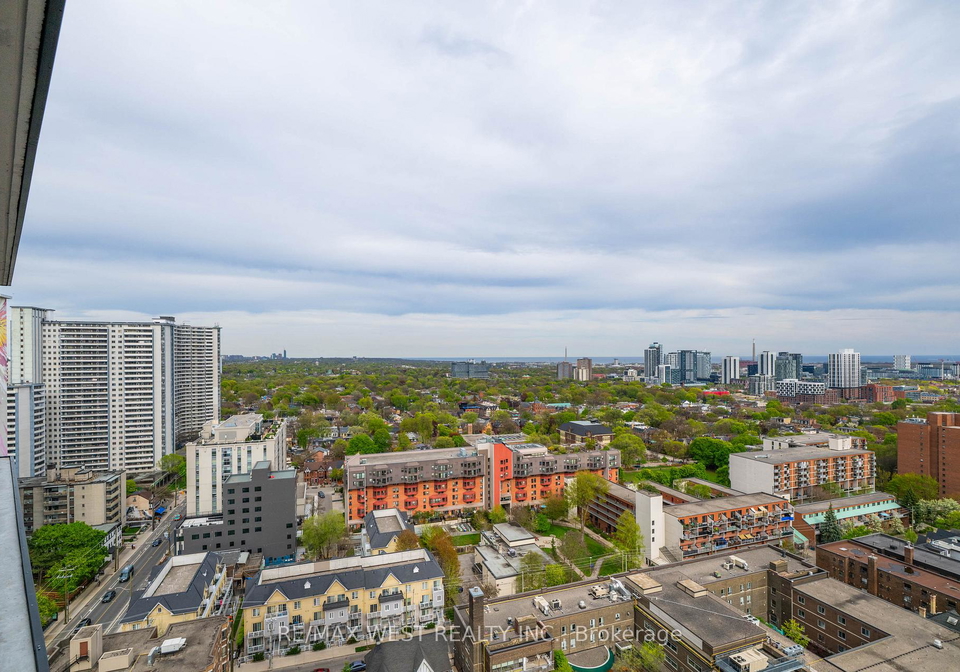 159-wellesley-street-e-toronto-ontario-c13124472