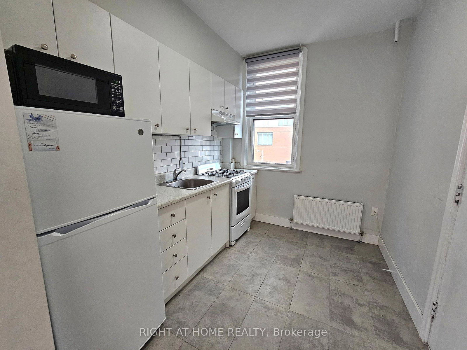 437-spadina-avenue-toronto-ontario-c13124620