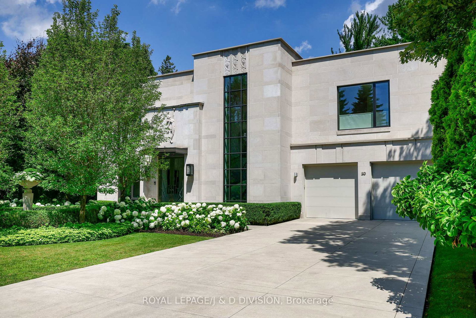 20-forest-glen-crescent-north-york-ontario-c13124778