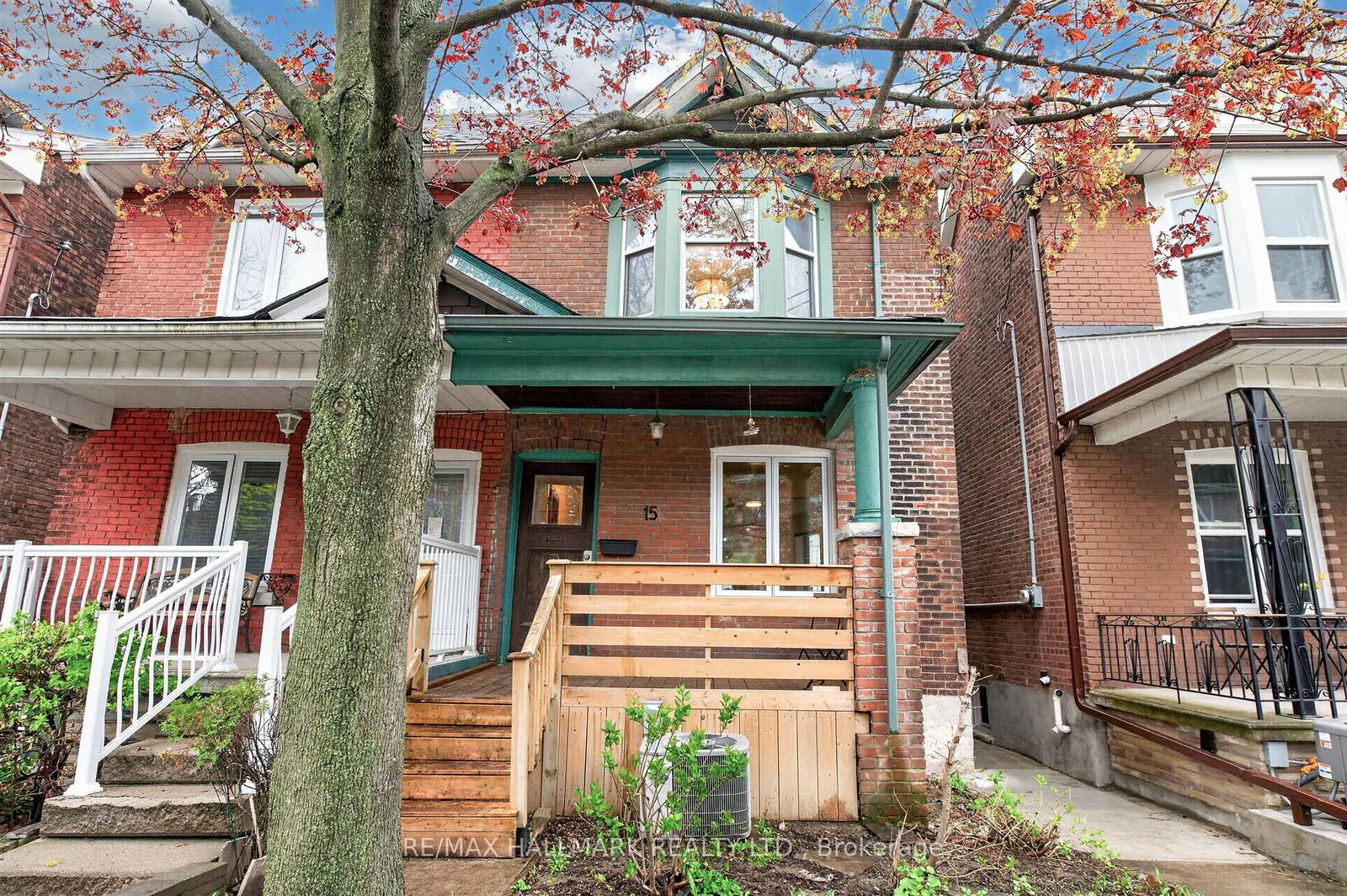 15-page-street-toronto-ontario-c13124820