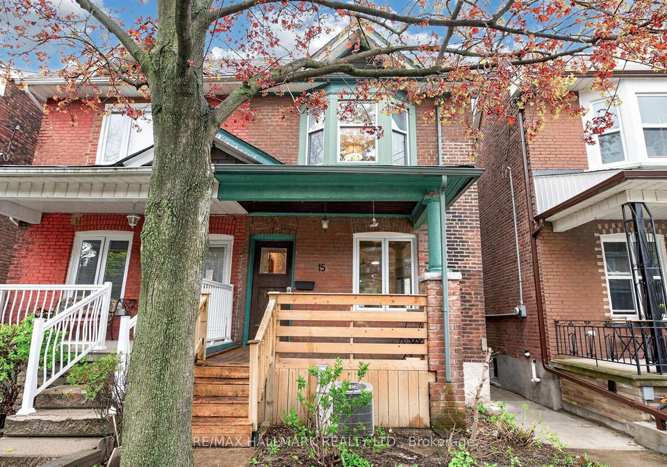 15-page-street-toronto-ontario-c13124820