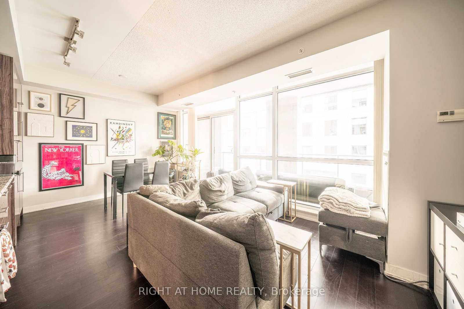 199-richmond-street-w-toronto-ontario-c13124866