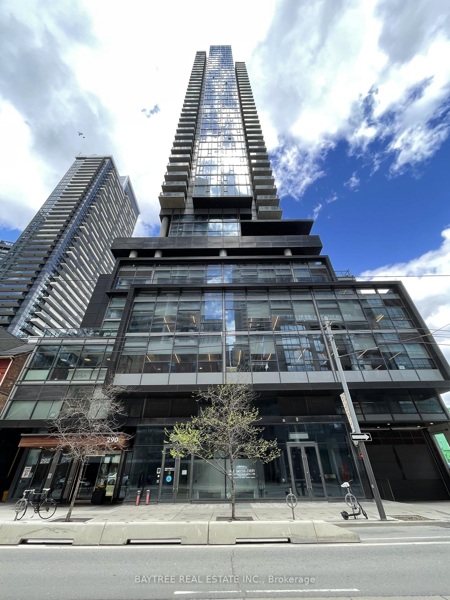 290-adelaide-street-toronto-ontario-c13125070