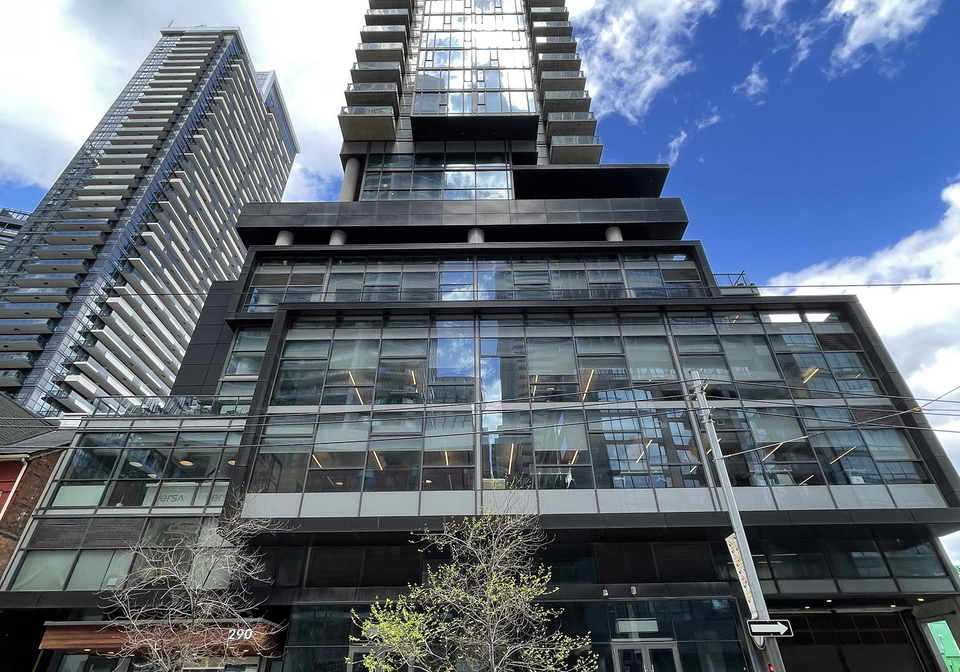 290-adelaide-street-toronto-ontario-c13125070