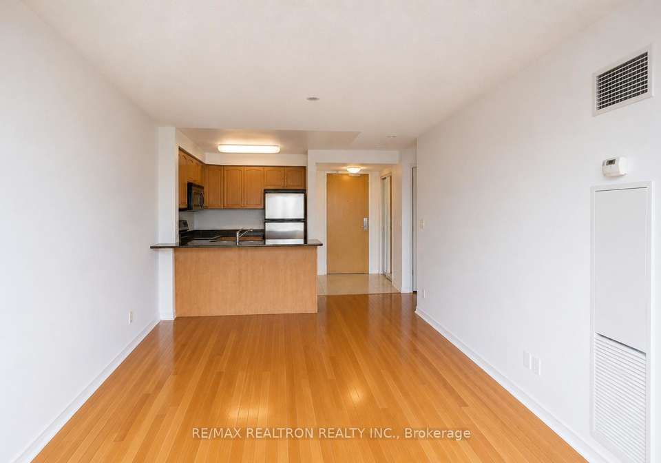 503-beecroft-road-toronto-ontario-c13125092