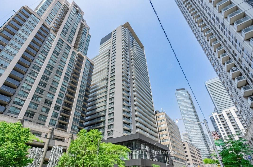 770-bay-street-toronto-ontario-c13125140
