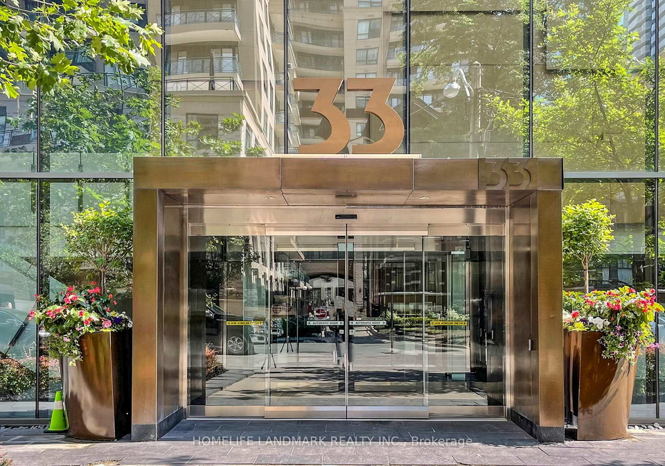 33-charles-street-e-toronto-ontario-c13125640