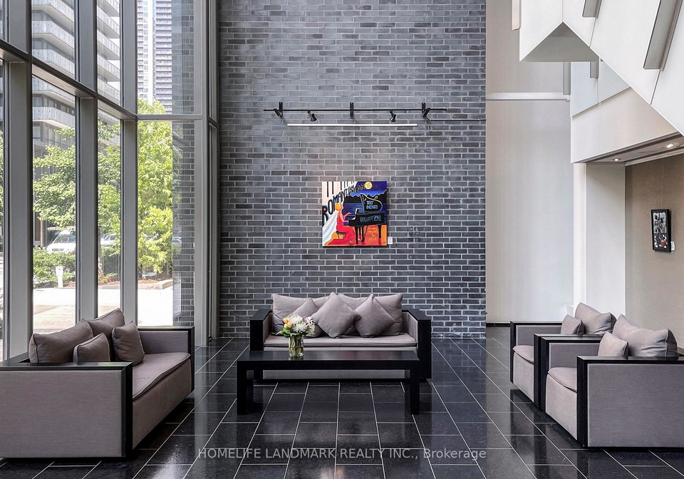 33-charles-street-e-toronto-ontario-c13125640