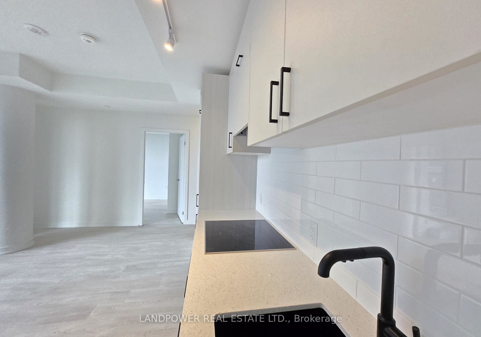 1-quarrington-lane-north-york-ontario-c13125694