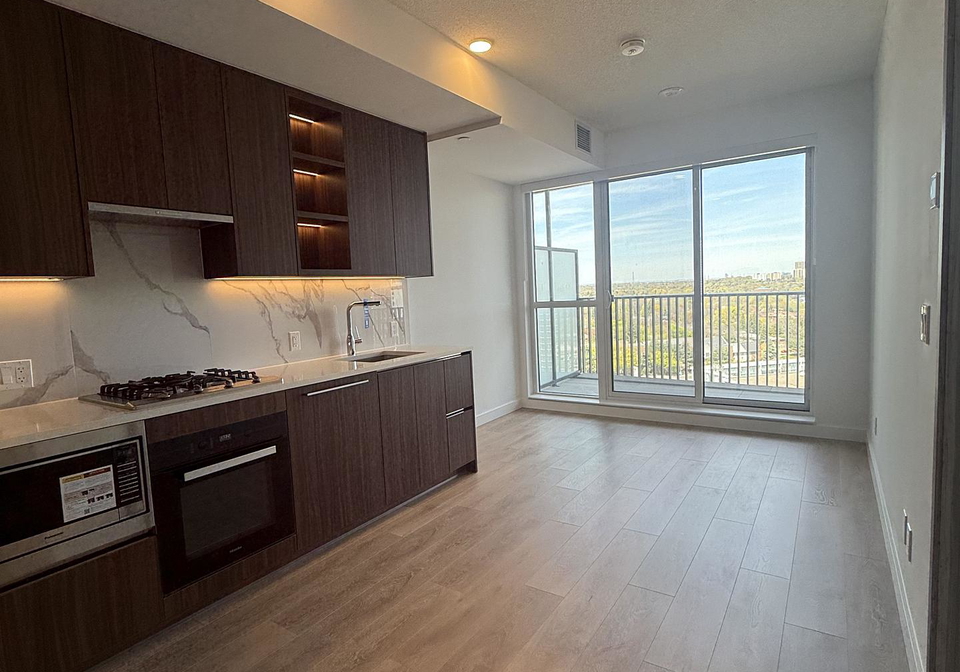 18-esther-shiner-boulevard-north-york-ontario-c13125710