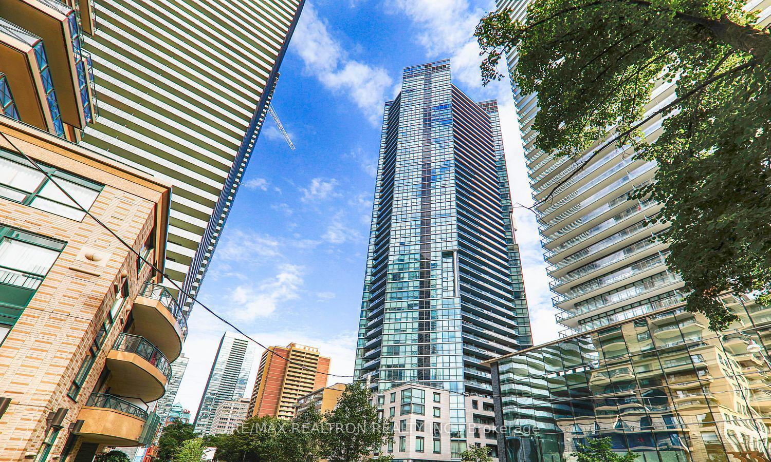 45-charles-street-e-toronto-ontario-c13125838