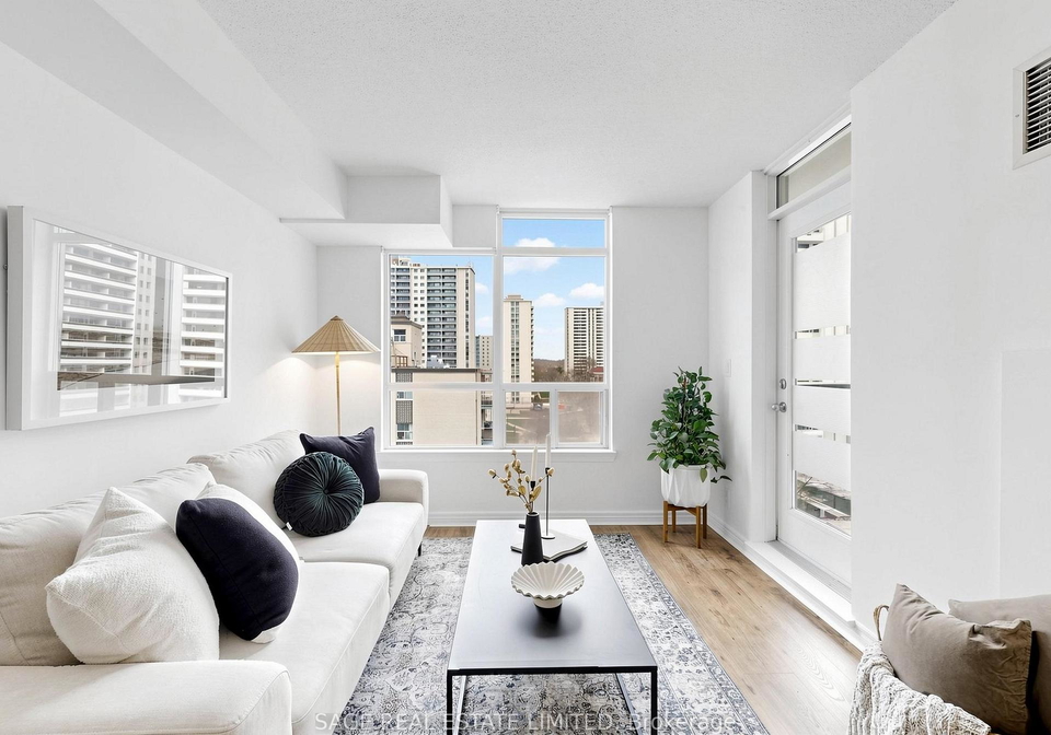 225-wellesley-street-e-toronto-ontario-c13126042