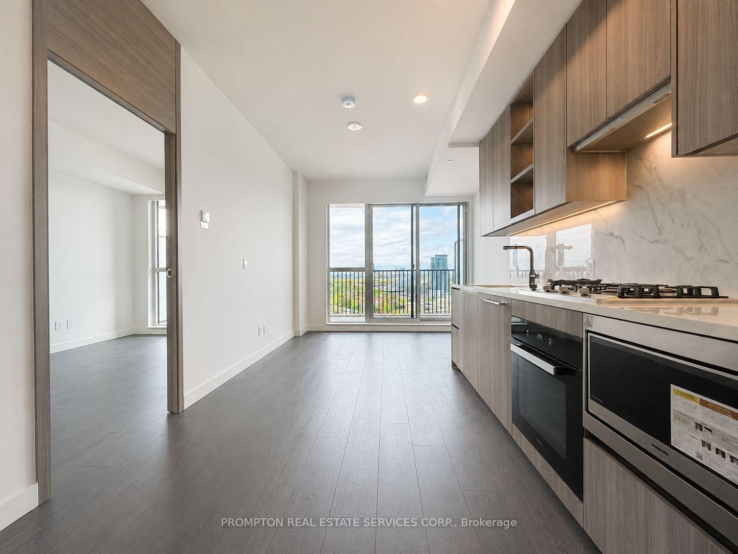 18-esther-shiner-boulevard-north-york-ontario-c13126326