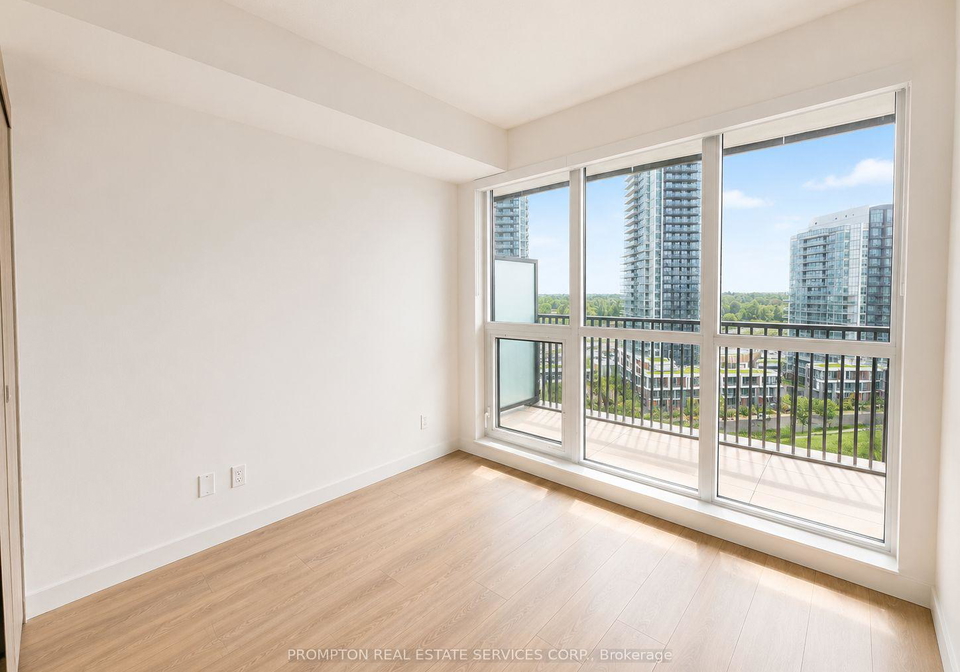 18-esther-shiner-boulevard-north-york-ontario-c13126338
