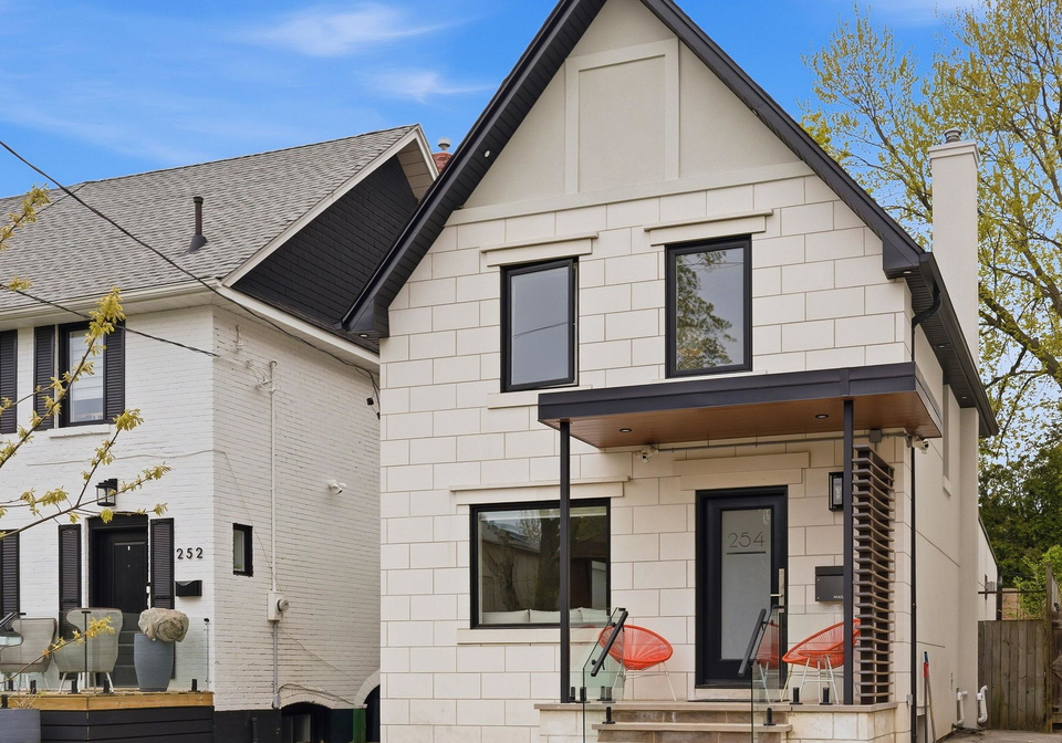 254-airdrie-road-east-york-ontario-c13126364