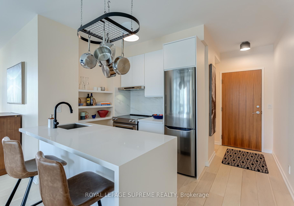 33-lombard-street-toronto-ontario-c13126546