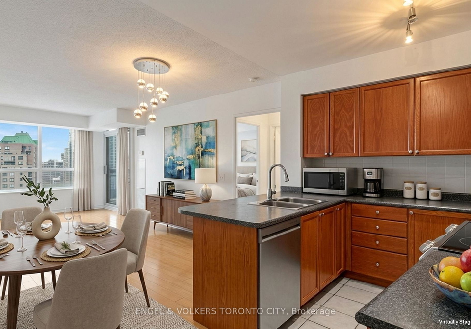 18-parkview-avenue-north-york-ontario-c13126896