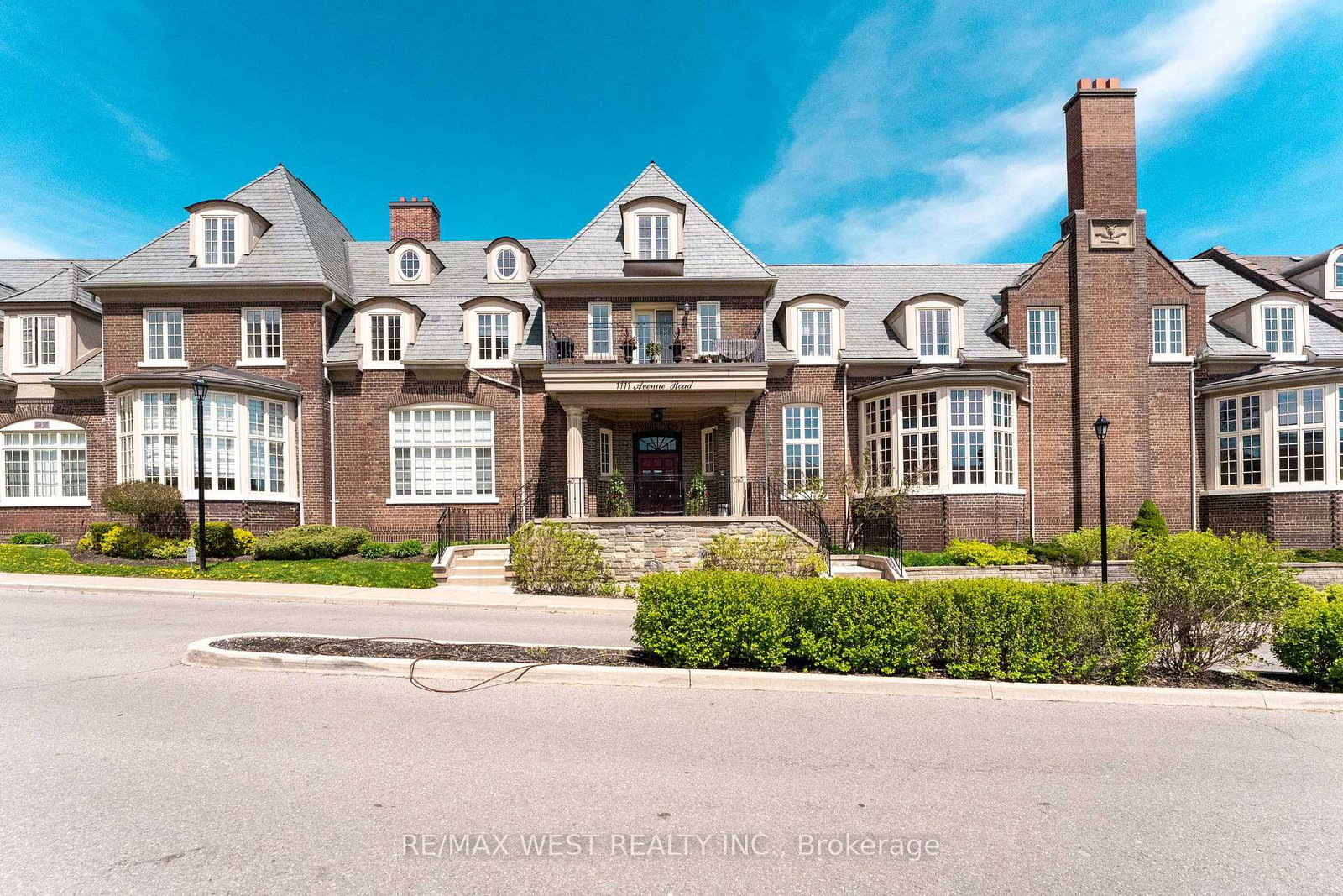 1111-avenue-road-toronto-ontario-c13127244