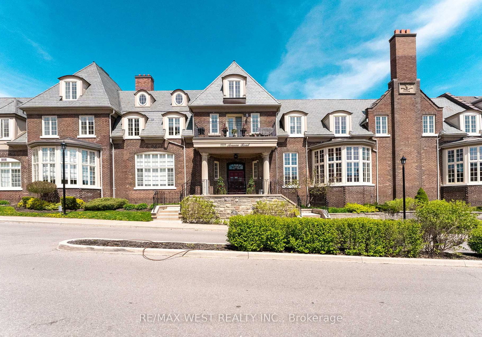 1111-avenue-road-toronto-ontario-c13127244