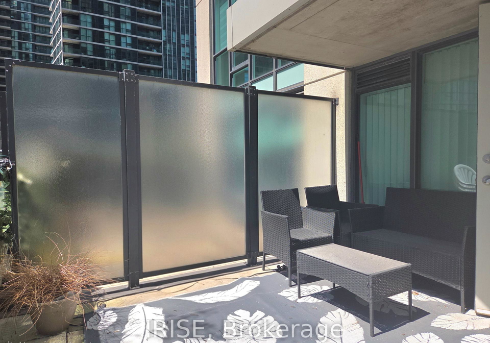 16-yonge-street-toronto-ontario-c13127546