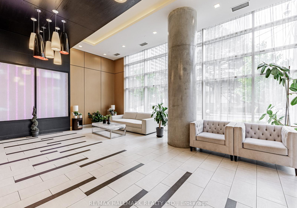 58-orchard-view-boulevard-toronto-ontario-c13127574