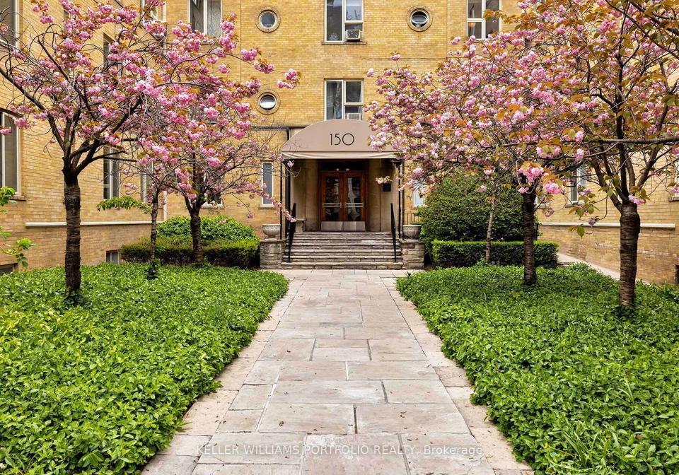 150-farnham-avenue-toronto-ontario-c13127694