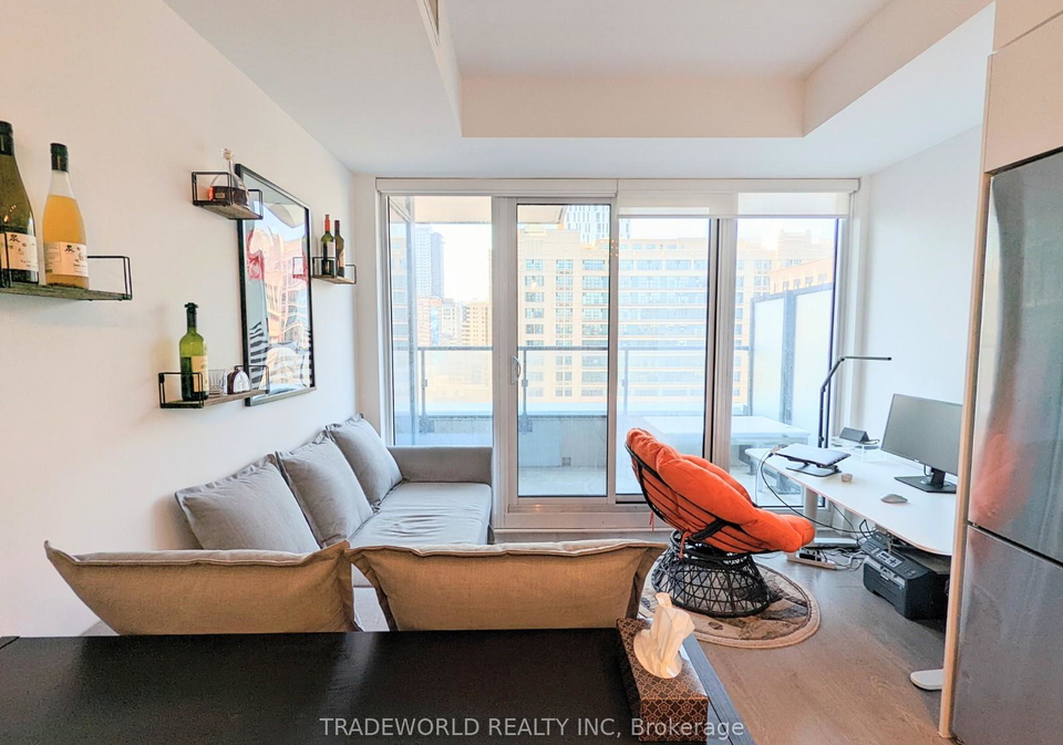 251-jarvis-street-toronto-ontario-c13128126
