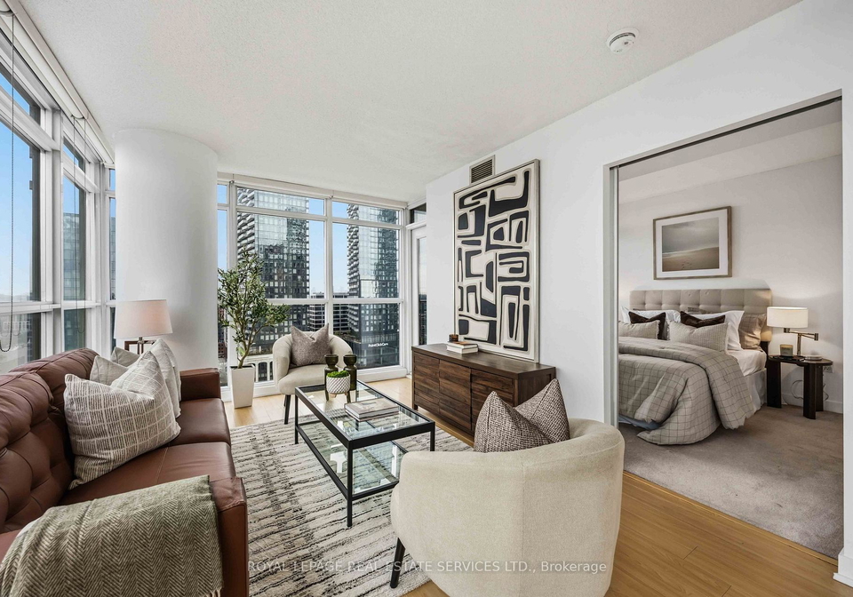 25-capreol-court-toronto-ontario-c13128430