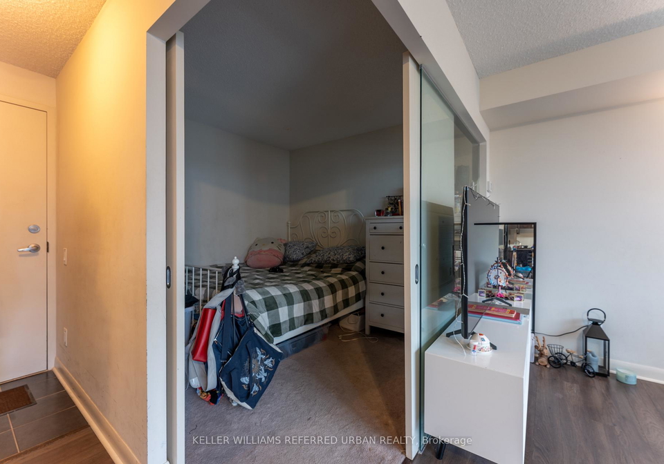525-wilson-avenue-toronto-ontario-c13128602