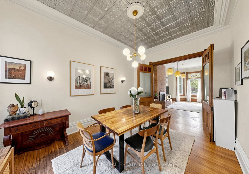 58-nassau-street-toronto-ontario-c13128606