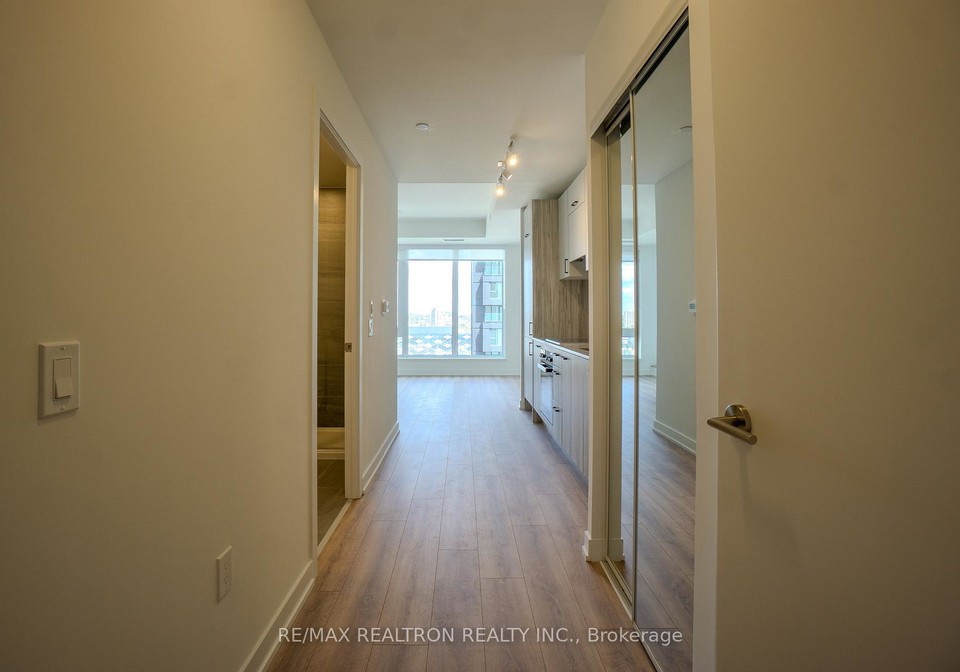 1-quarrington-lane-north-york-ontario-c13128624