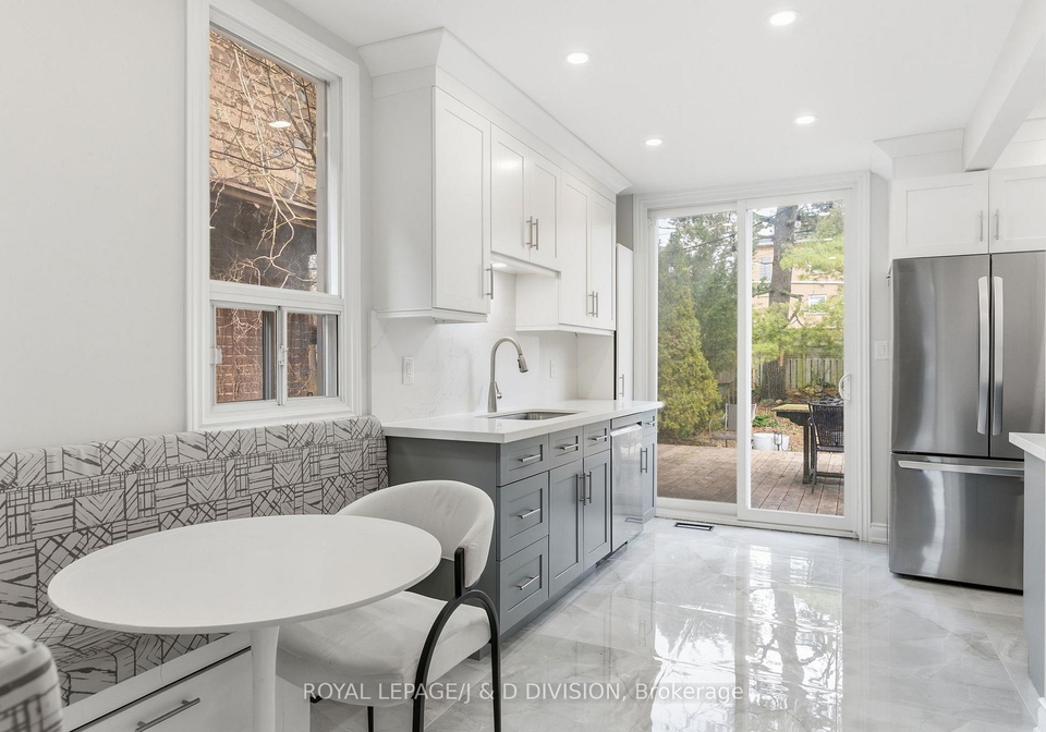 118-bogert-avenue-toronto-ontario-c13128686