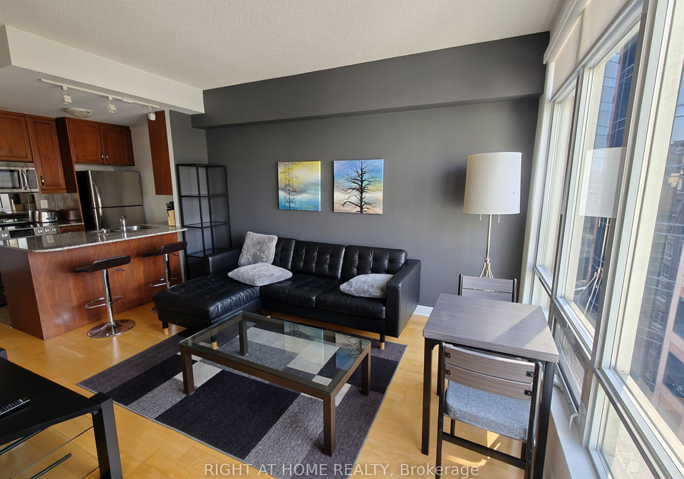 100-hayden-street-toronto-ontario-c13128858