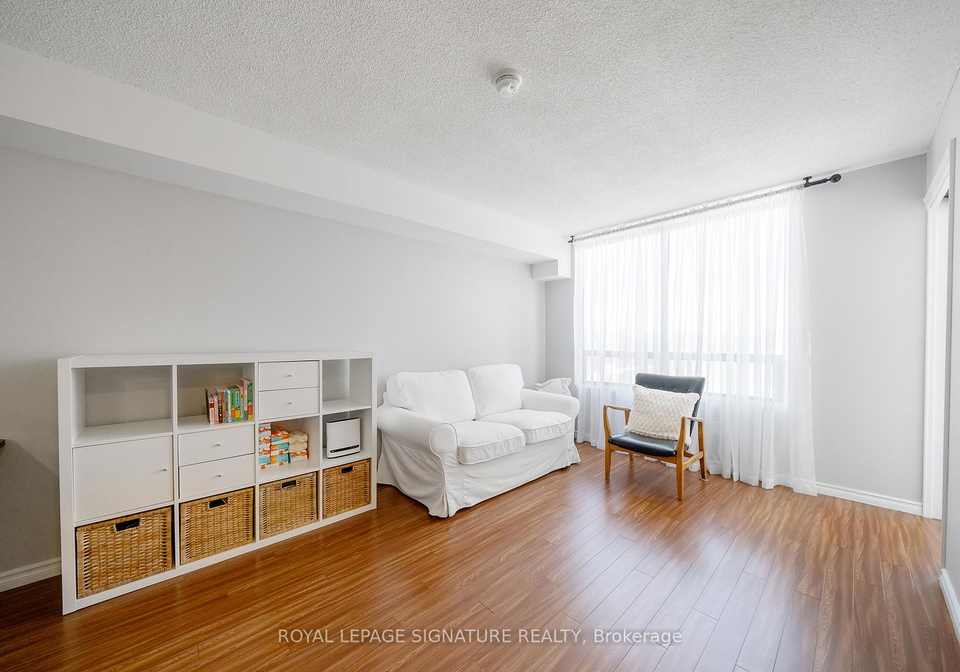 117-gerrard-street-e-toronto-ontario-c13128932