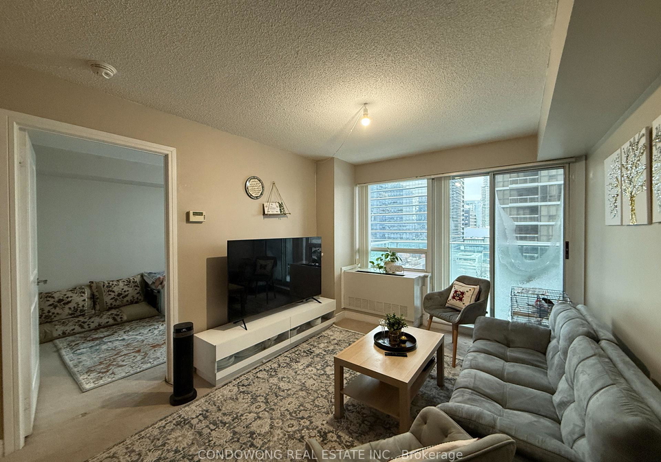 31-bales-avenue-north-york-ontario-c13129044