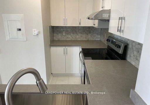 8-hillcrest-avenue-north-york-ontario-c13129100